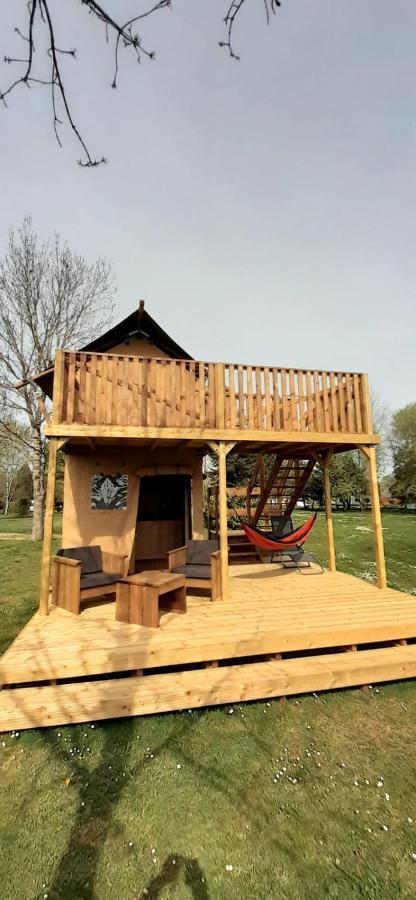 Tente Cabane du Camping Hautoreille Bannes  Extérieur photo