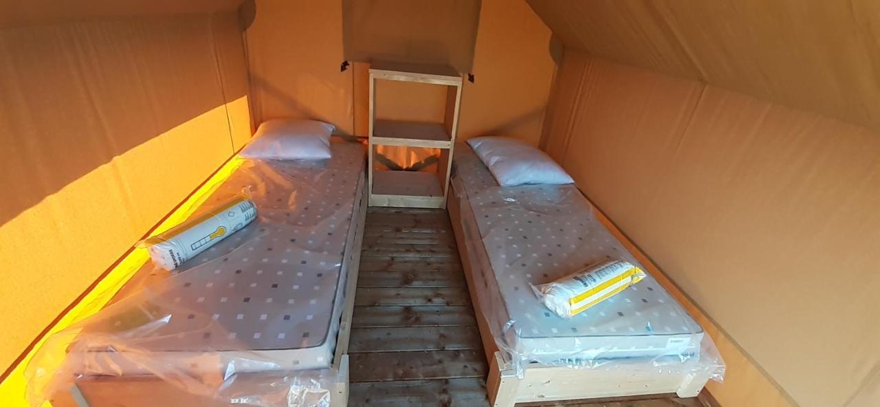 Tente Cabane du Camping Hautoreille Bannes  Extérieur photo