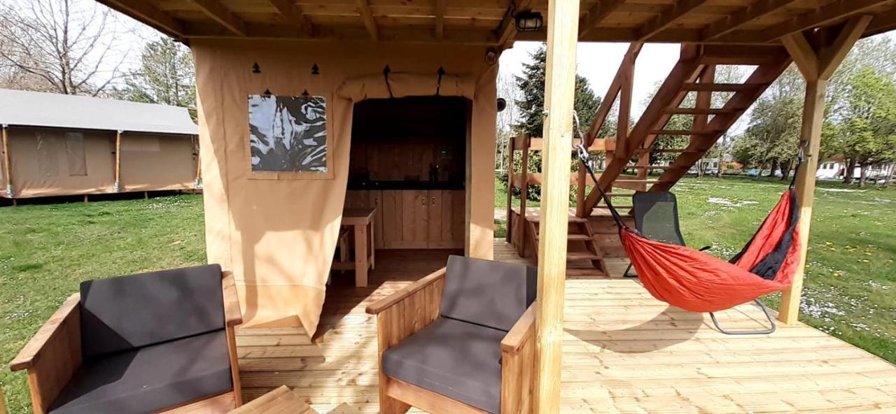 Tente Cabane du Camping Hautoreille Bannes  Extérieur photo